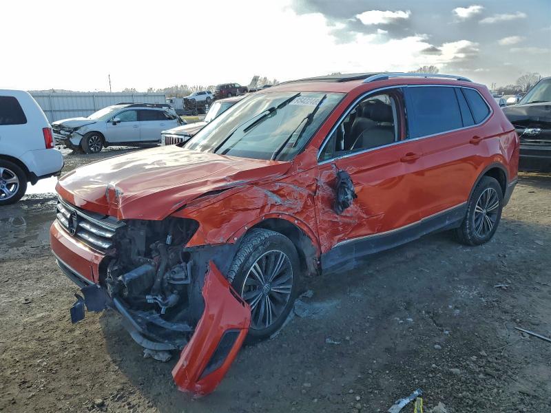 3VV3B7AX1JM127335